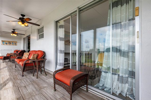 4800 Hillcrest Ln 501 501, Hollywood, FL 33021