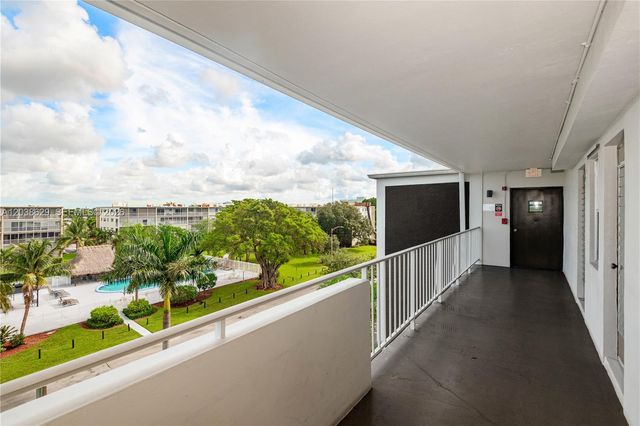 4800 Hillcrest Ln 501 501, Hollywood, FL 33021
