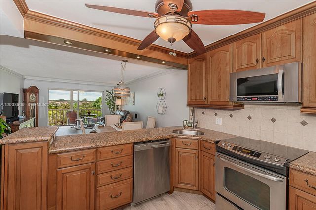 4800 Hillcrest Ln 501 501, Hollywood, FL 33021