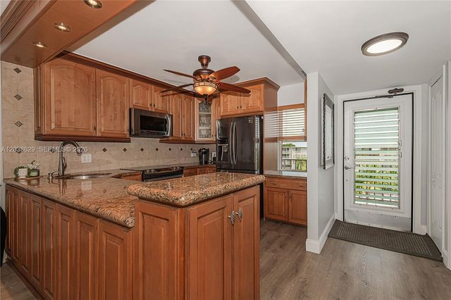 4800 Hillcrest Ln 501 501, Hollywood, FL 33021