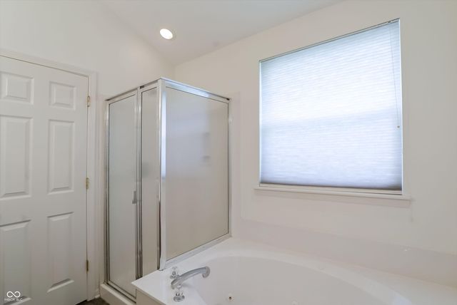 5442 Milroy Road, Indianapolis, IN 46216
