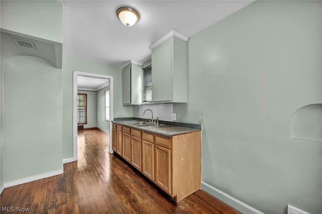 3308 W 125th Street, Cleveland, OH 44111
