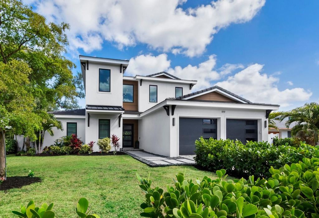 1717 ALTA VISTA STREET, Sarasota, FL 34236