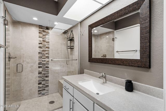 298 LEISURE WORLD --, Mesa, AZ 85206