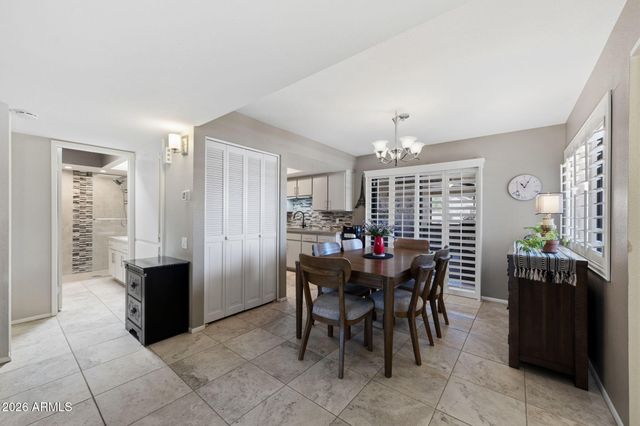 298 LEISURE WORLD --, Mesa, AZ 85206