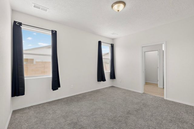 9205 Sidreaux Loop NW, Albuquerque, NM 87114