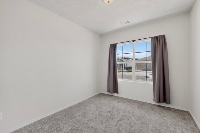 9205 Sidreaux Loop NW, Albuquerque, NM 87114