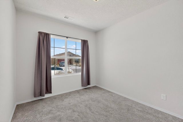 9205 Sidreaux Loop NW, Albuquerque, NM 87114