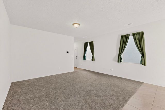 9205 Sidreaux Loop NW, Albuquerque, NM 87114