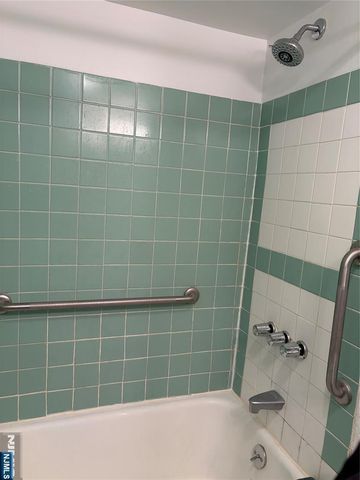 461 9th Street bsmt, Fairview, NJ 07022