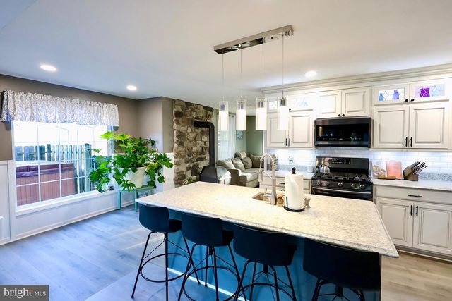 3465 LIBERTY PKWY, Baltimore, MD 21222