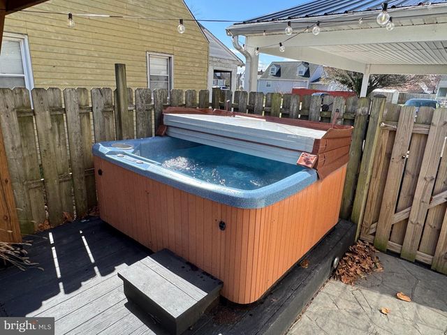 3465 LIBERTY PKWY, Baltimore, MD 21222