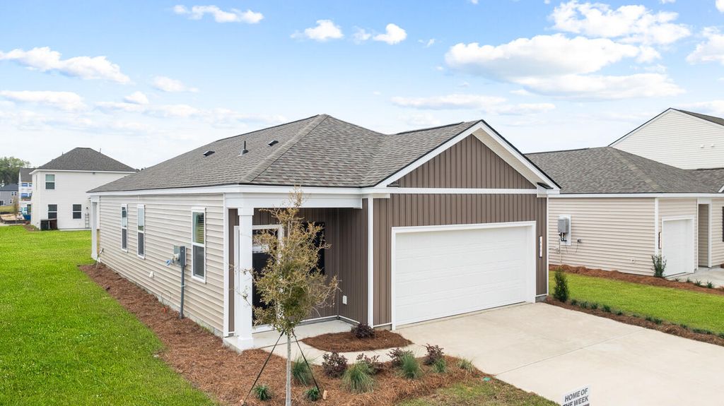530 Tulip Poplar Drive, Moncks Corner, SC 29461