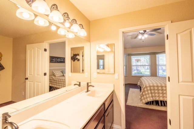 185 Starflower Way, Merlin, OR 97532