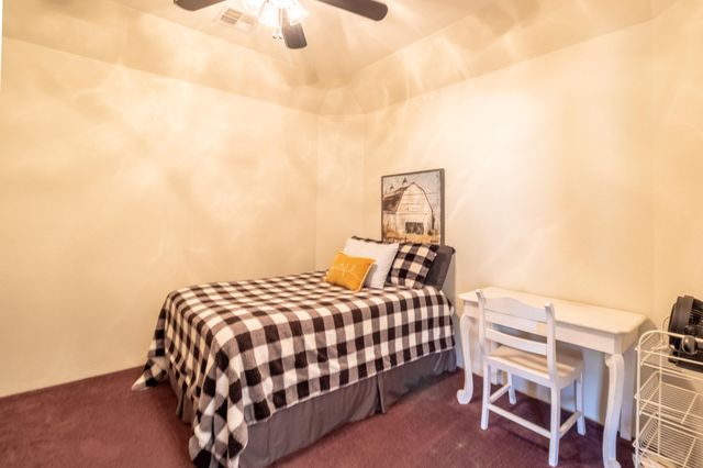 185 Starflower Way, Merlin, OR 97532