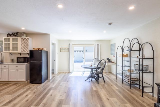 185 Starflower Way, Merlin, OR 97532