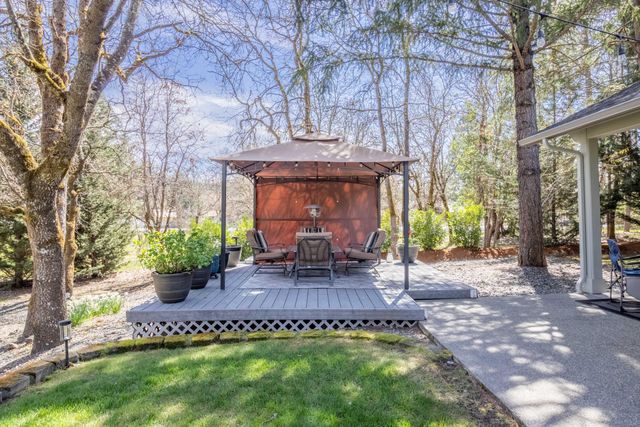 185 Starflower Way, Merlin, OR 97532