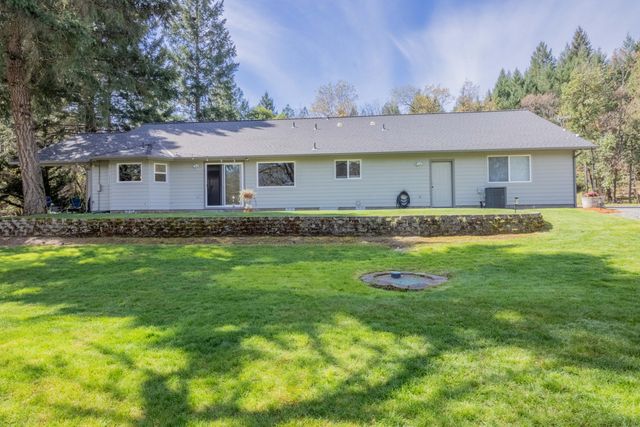 185 Starflower Way, Merlin, OR 97532