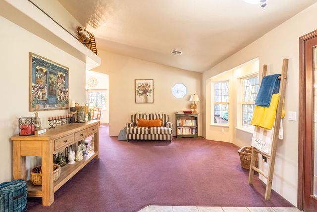 185 Starflower Way, Merlin, OR 97532