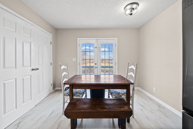 116 Sidney Ct, Oak Grove, KY 42262