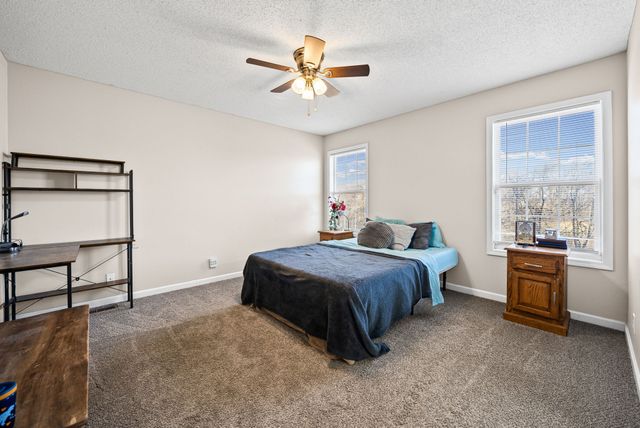 116 Sidney Ct, Oak Grove, KY 42262