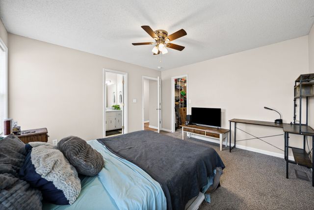 116 Sidney Ct, Oak Grove, KY 42262