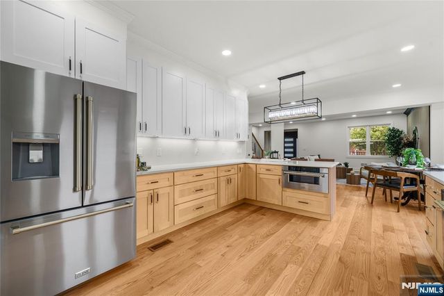 10 Marilyn Place, Clifton, NJ 07011