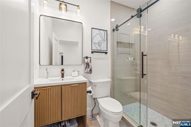 10 Marilyn Place, Clifton, NJ 07011