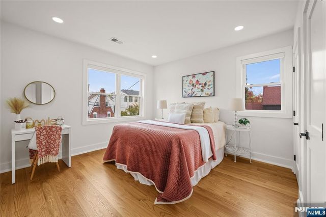 10 Marilyn Place, Clifton, NJ 07011