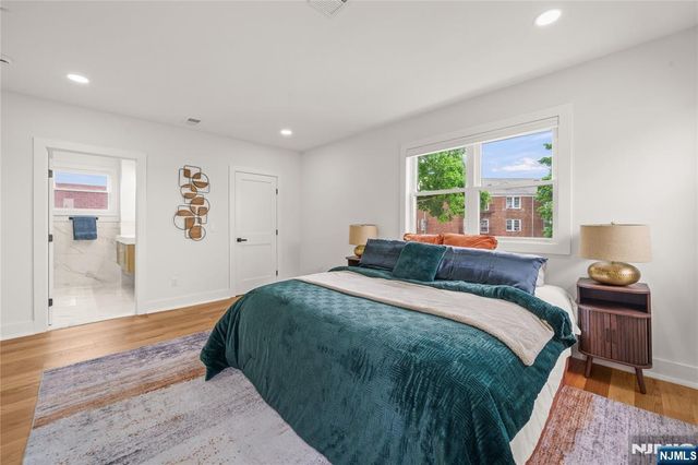 10 Marilyn Place, Clifton, NJ 07011