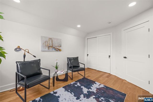 10 Marilyn Place, Clifton, NJ 07011