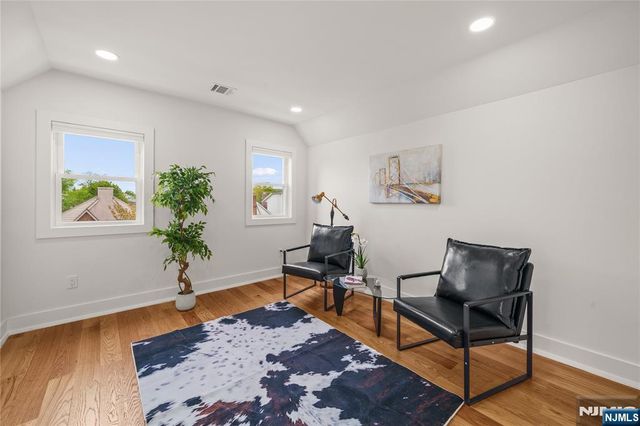 10 Marilyn Place, Clifton, NJ 07011