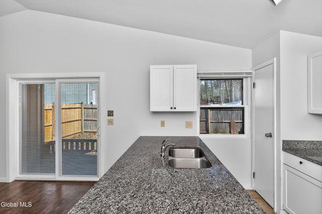 73 Pepper Bush Place, Malta, NY 12020
