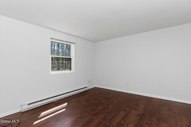 73 Pepper Bush Place, Malta, NY 12020