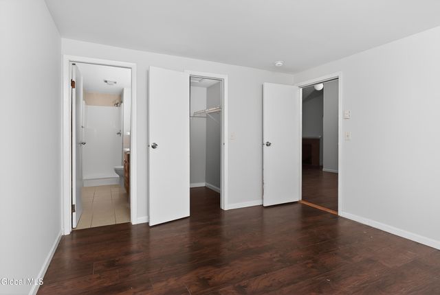 73 Pepper Bush Place, Malta, NY 12020