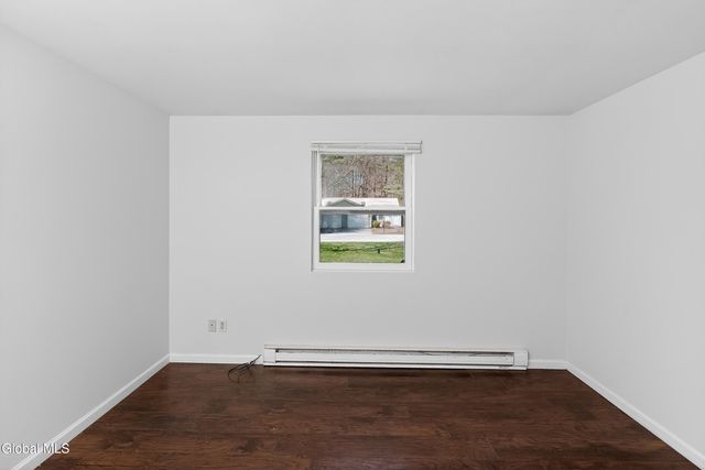 73 Pepper Bush Place, Malta, NY 12020
