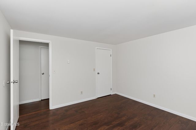 73 Pepper Bush Place, Malta, NY 12020