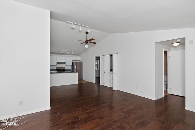 73 Pepper Bush Place, Malta, NY 12020