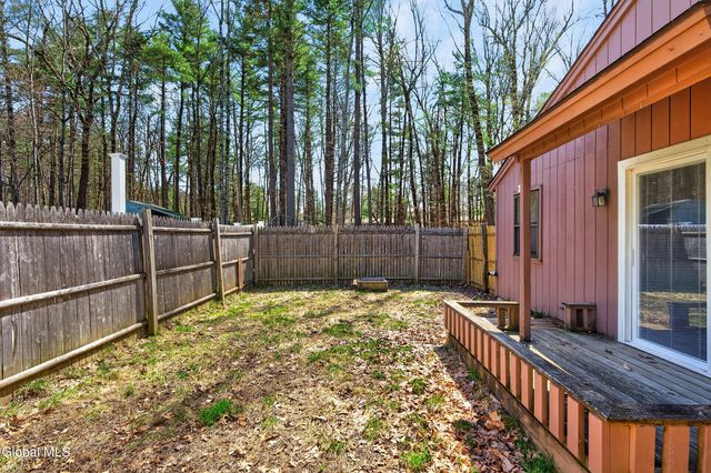 73 Pepper Bush Place, Malta, NY 12020