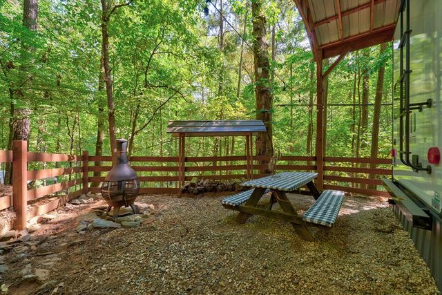 52 25th Street, Ellijay, GA 30540