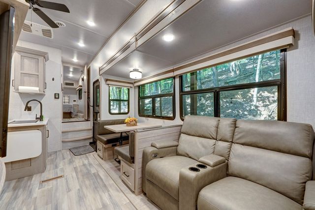 52 25th Street, Ellijay, GA 30540