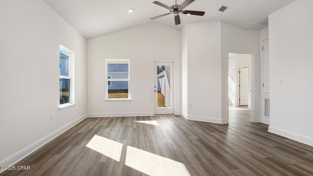 574 Hancock Way, Panama City Beach, FL 32413