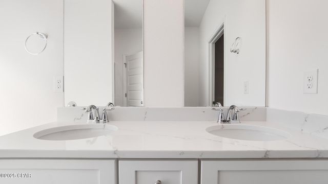 574 Hancock Way, Panama City Beach, FL 32413