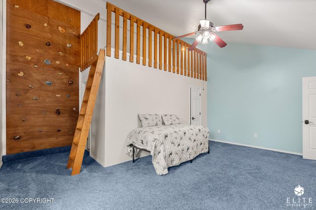 3945 E Country Field Circle, Wasilla, AK 99654