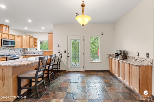 3945 E Country Field Circle, Wasilla, AK 99654