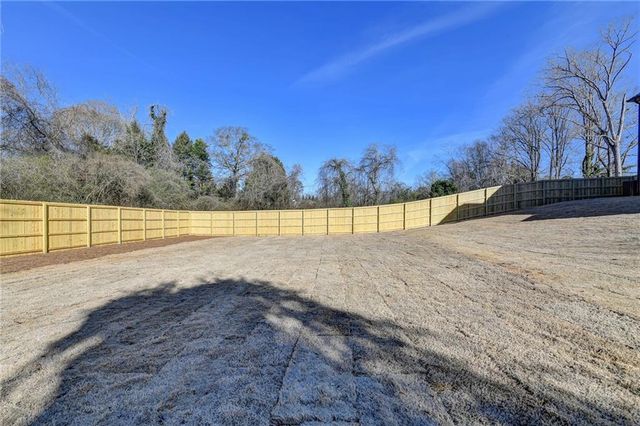 1215 Park Hill Drive, Gainesville, GA 30501