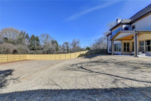 1215 Park Hill Drive, Gainesville, GA 30501