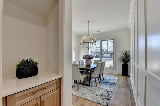 1215 Park Hill Drive, Gainesville, GA 30501