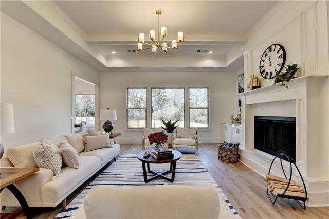 1215 Park Hill Drive, Gainesville, GA 30501