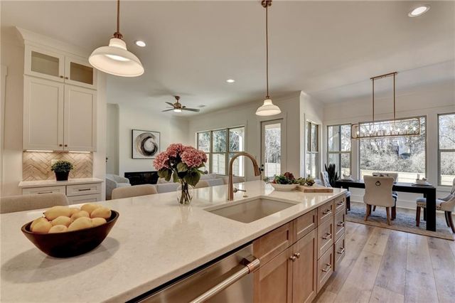 1215 Park Hill Drive, Gainesville, GA 30501